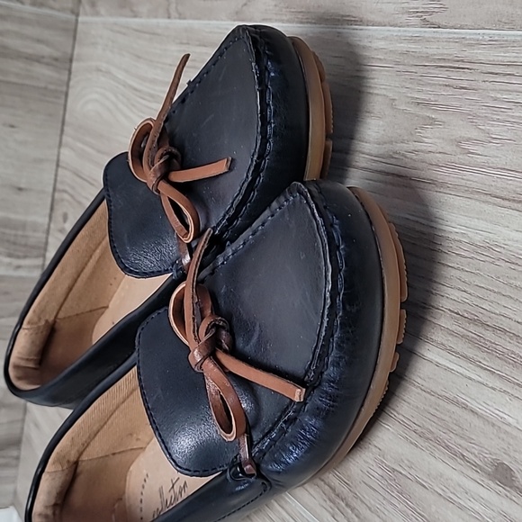 Clarks Collection Ultimate Comfort Women’s Black Leather Boat Shoes - Picture 5 of 10